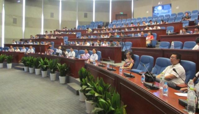 必赢线路检测3003举行2009级学生就业、实训企业见面会-02